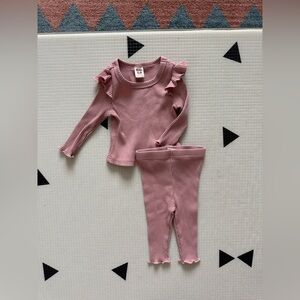 Cozy Cub|Baby girl blush rose matching set,ribbed with Ruffles leggings & top•••